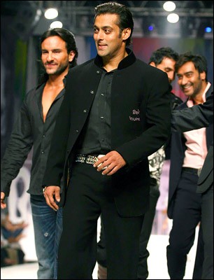 Bollywood heroes get set for a rocking 2013